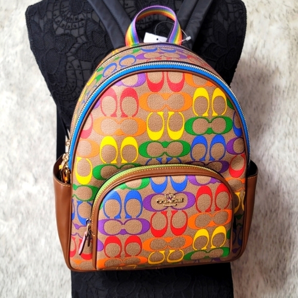 🎉 COACH Collectible BACKPACK Designer Bag NWT Limited Edition Signature Rainbow - Picture 3 of 8